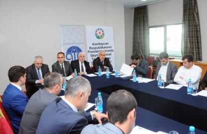 “Yeni mediada etik standartların təbliği” layihəsinin icrası çərçivəsində jurnalistlər üçün “dəyirmi masa” keçirilmişdir