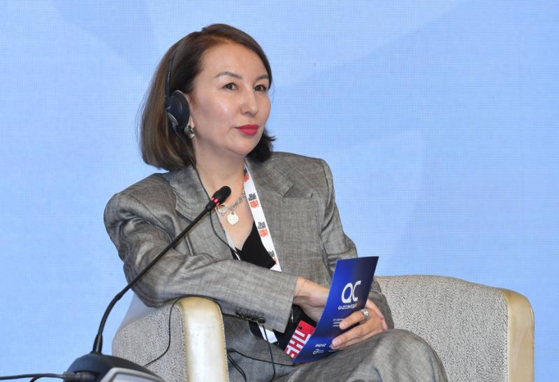 Aina Zadabek: Jurnalistlər süni intellektdən düzgün istifadə etsələr, medianın inkişafına böyük təsir edər