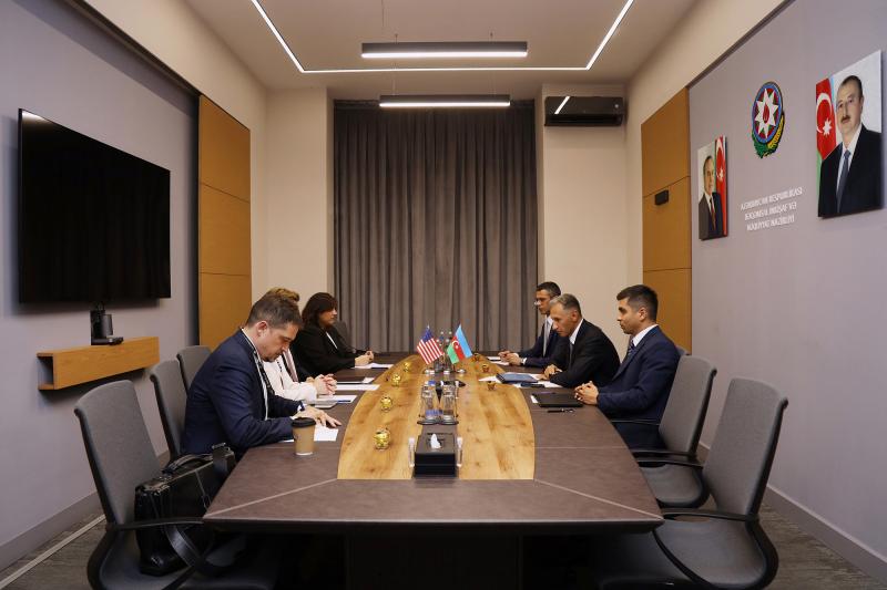 Rəşad Nəbiyev ABŞ Dövlət Departamentinin rəsmisi ilə görüşüb