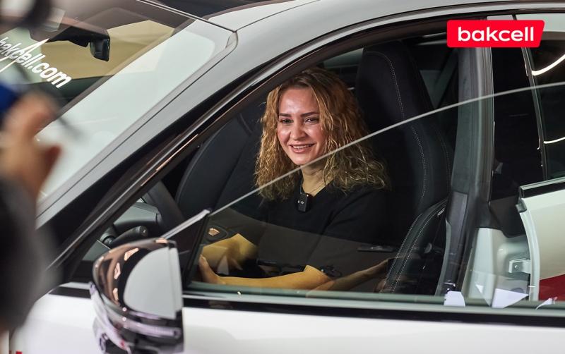 Süni intellekt seçdi - Gülşən Hacıyeva “Zeekr 001” qazandı!