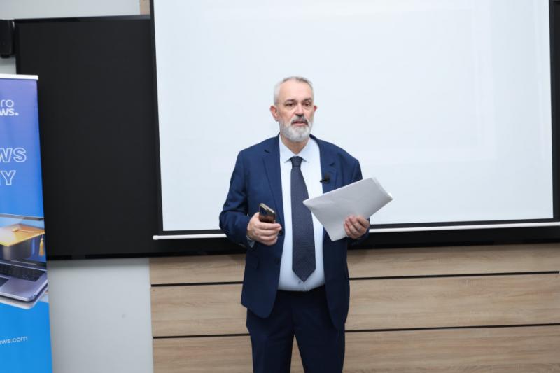  “Rəqəmsal jurnalistika” mövzusunda təlim proqramı yekunlaşıb