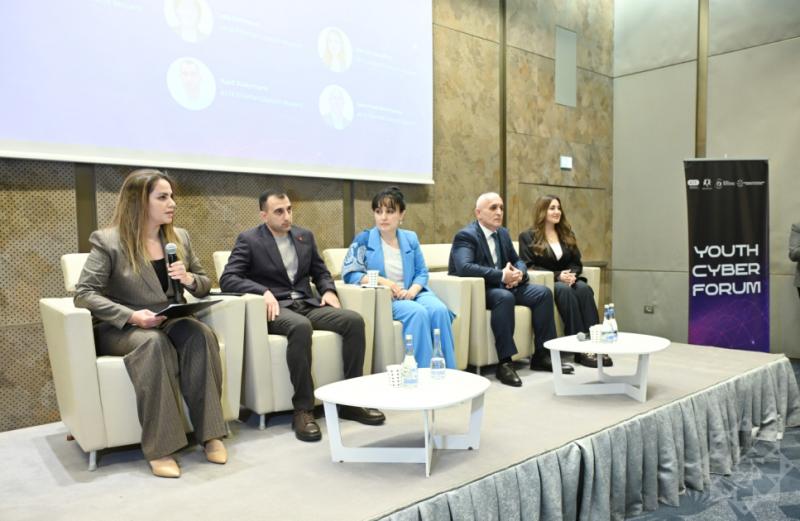 “Youth Cyber Forum” keçirilib