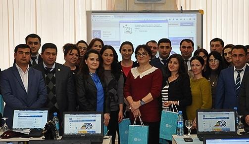 “Elektron Hökumət” üzrə ixtisasartırma kursları təşkil olunub