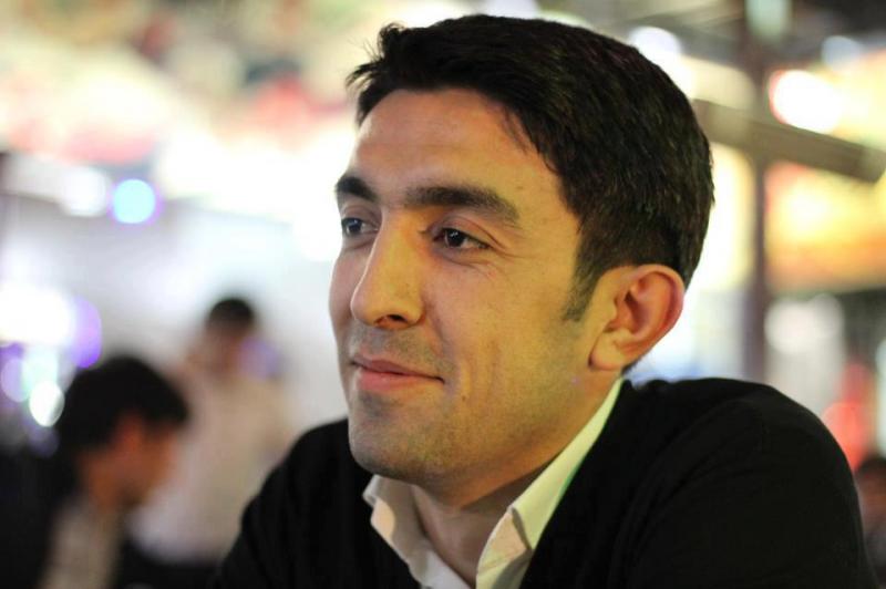 “Facebook-suz tamam fərqli biri olardım”- Müsahibə