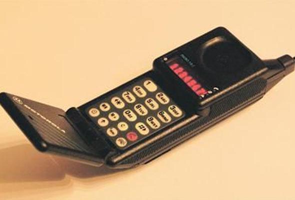 Bu gün beynəlxalq mobil telefon günüdür