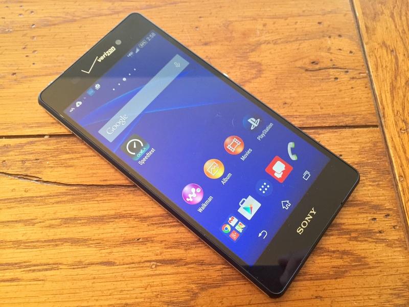 Daha bir ağıllı telefon istehsal edilib