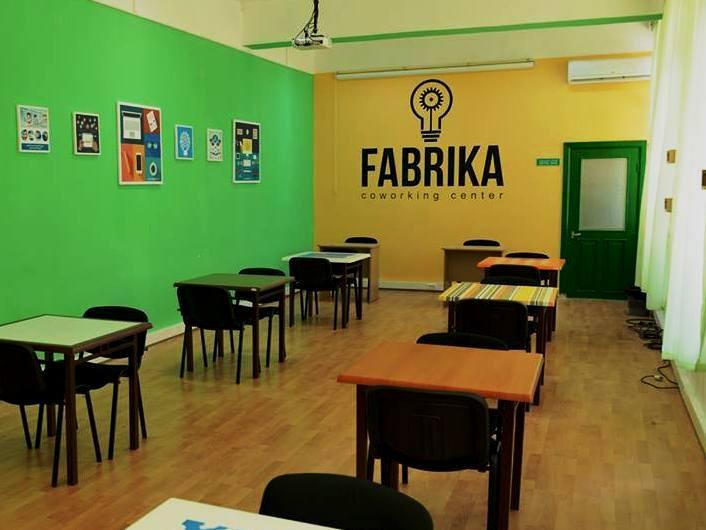 Ofisdə və ya evdə işləməkdən yorulanlar üçün yeni məkan 