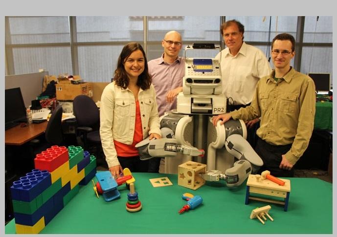 Səhvləri üzərində çalışan robot təqdim olunub