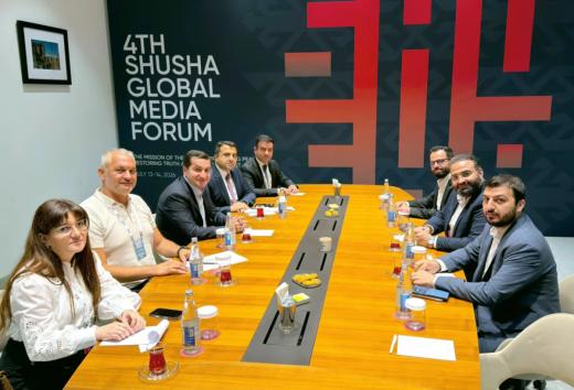 Hikmət Hacıyev Suriyanın informasiya naziri ilə görüşüb